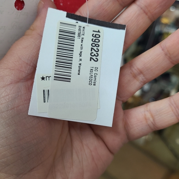 NWT DC COMICS Tank Top - Picture 4 of 9